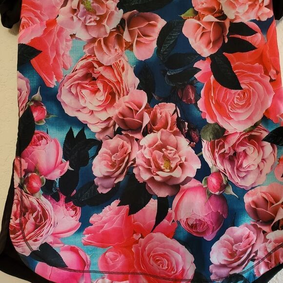 Lululemon Lightened Up Short Sleeve Garden Rose Print Vented Activewear Tee - Picture 3 of 5